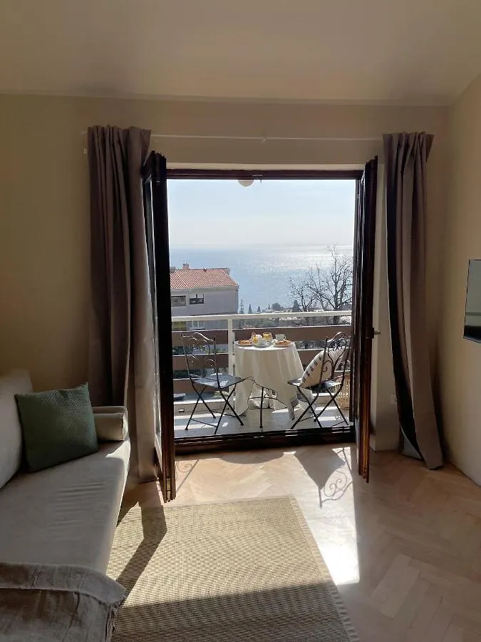 Opatija Apartment - Ocean Suite & Sea Breeze 0*,